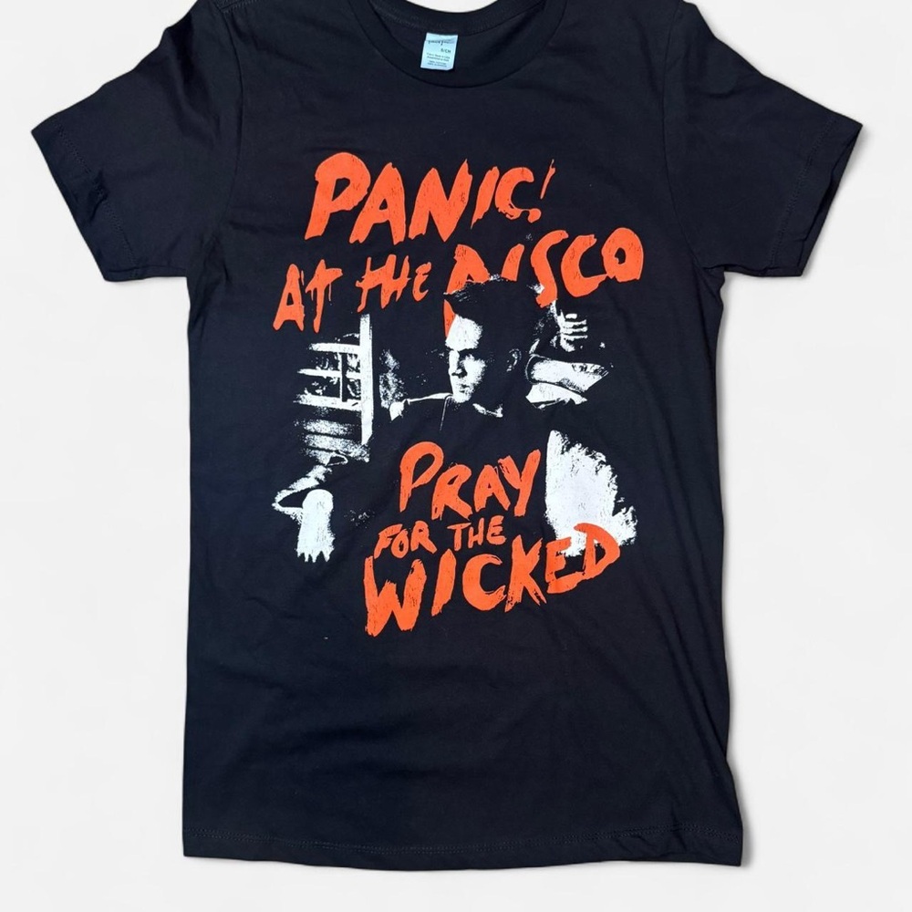 Panic at the Disco band tee size small
